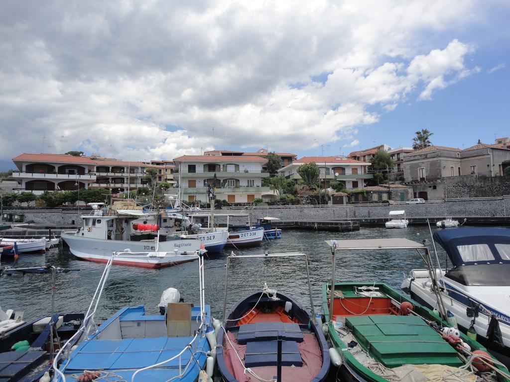 Appartamento Sul Mare Acireale Eksteriør bilde