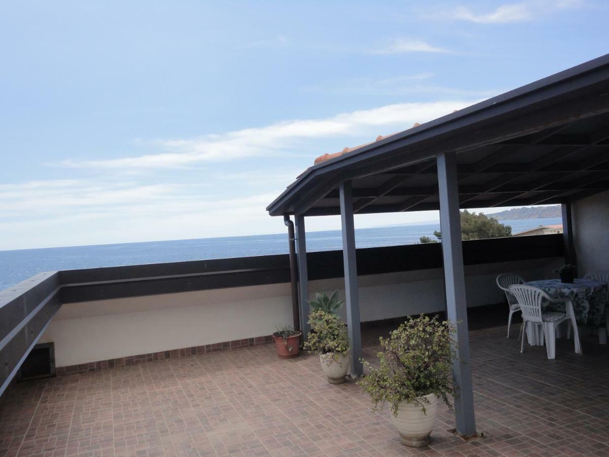 Appartamento Sul Mare Acireale Eksteriør bilde